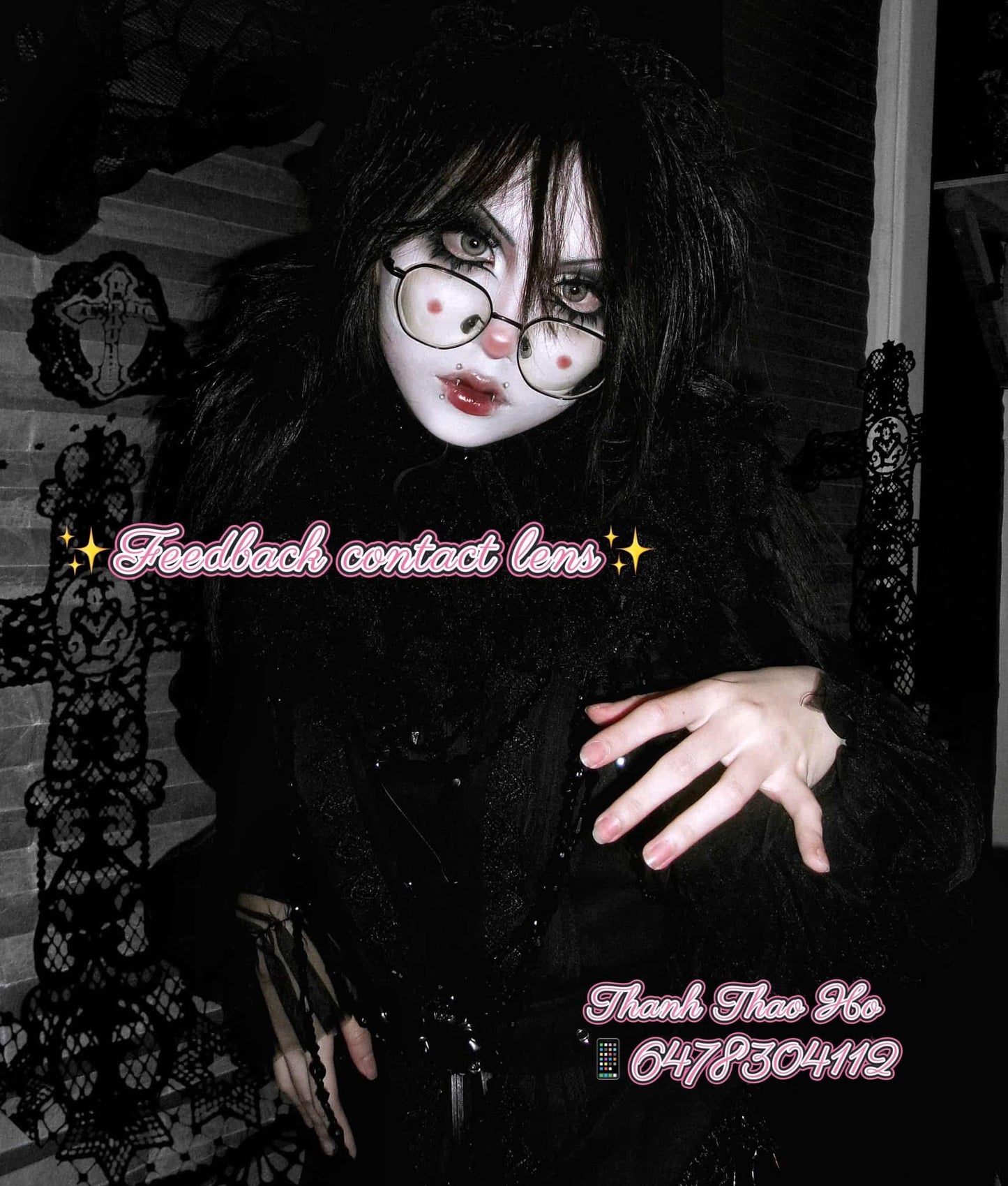 Khách feedback lens