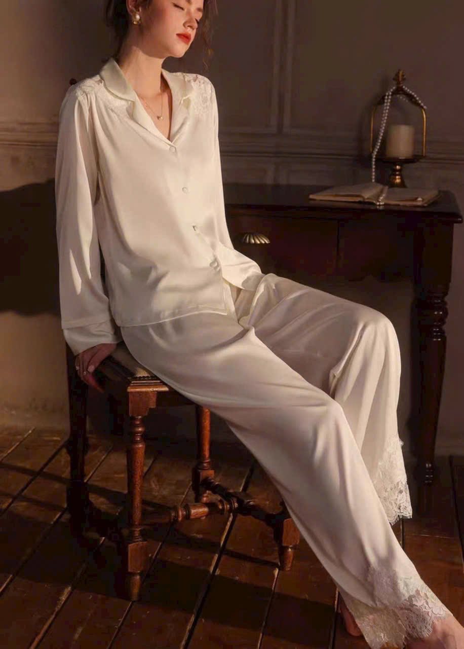 Pijama Trắng Lụa Phối Ren Sang Chảnh