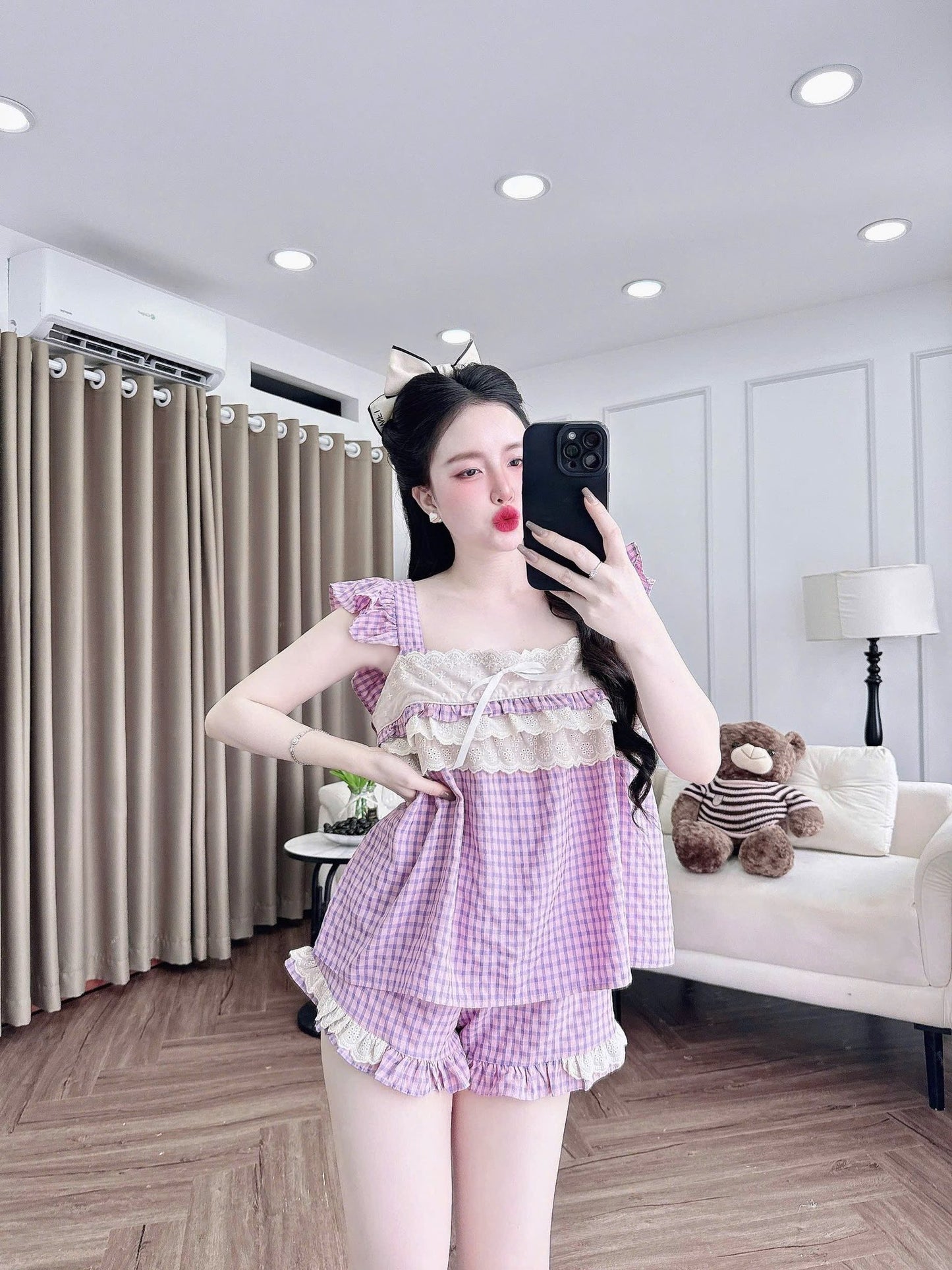 Bộ Ngủ Đùi Caro Tiểu Thư Phối Ren