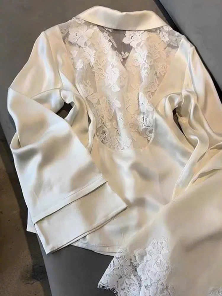 Pijama Trắng Lụa Phối Ren Sang Chảnh
