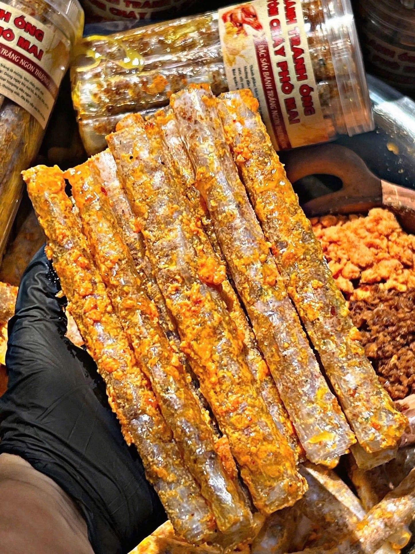 Bánh tráng ống tôm cháy phô mai