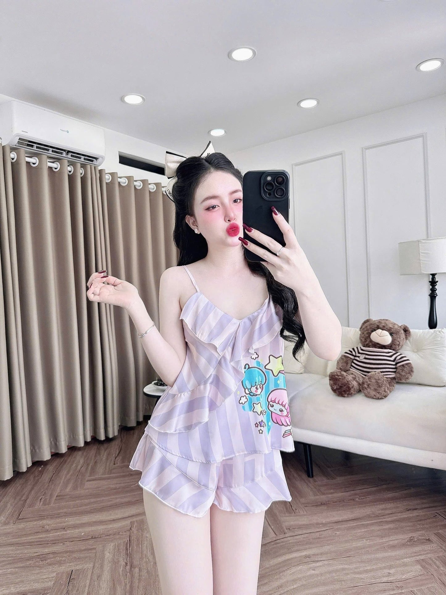 Bộ ngủ 2 dây đùi lụa Latin viền bèo