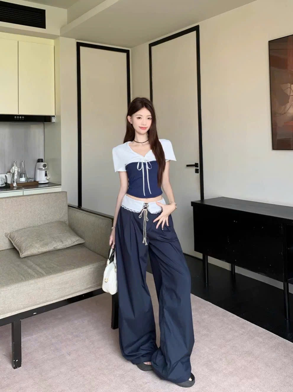 Set áo thun tay ngắn nơ ngực + quần ống rộng