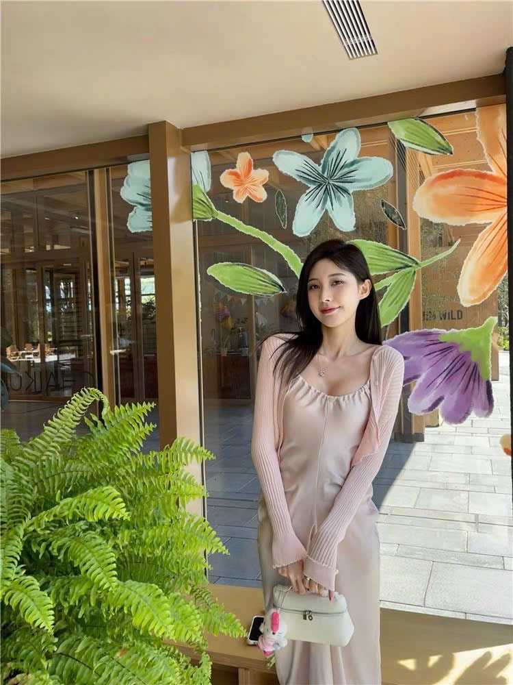 Đầm lụa 2 dây nhún eo dáng xinh