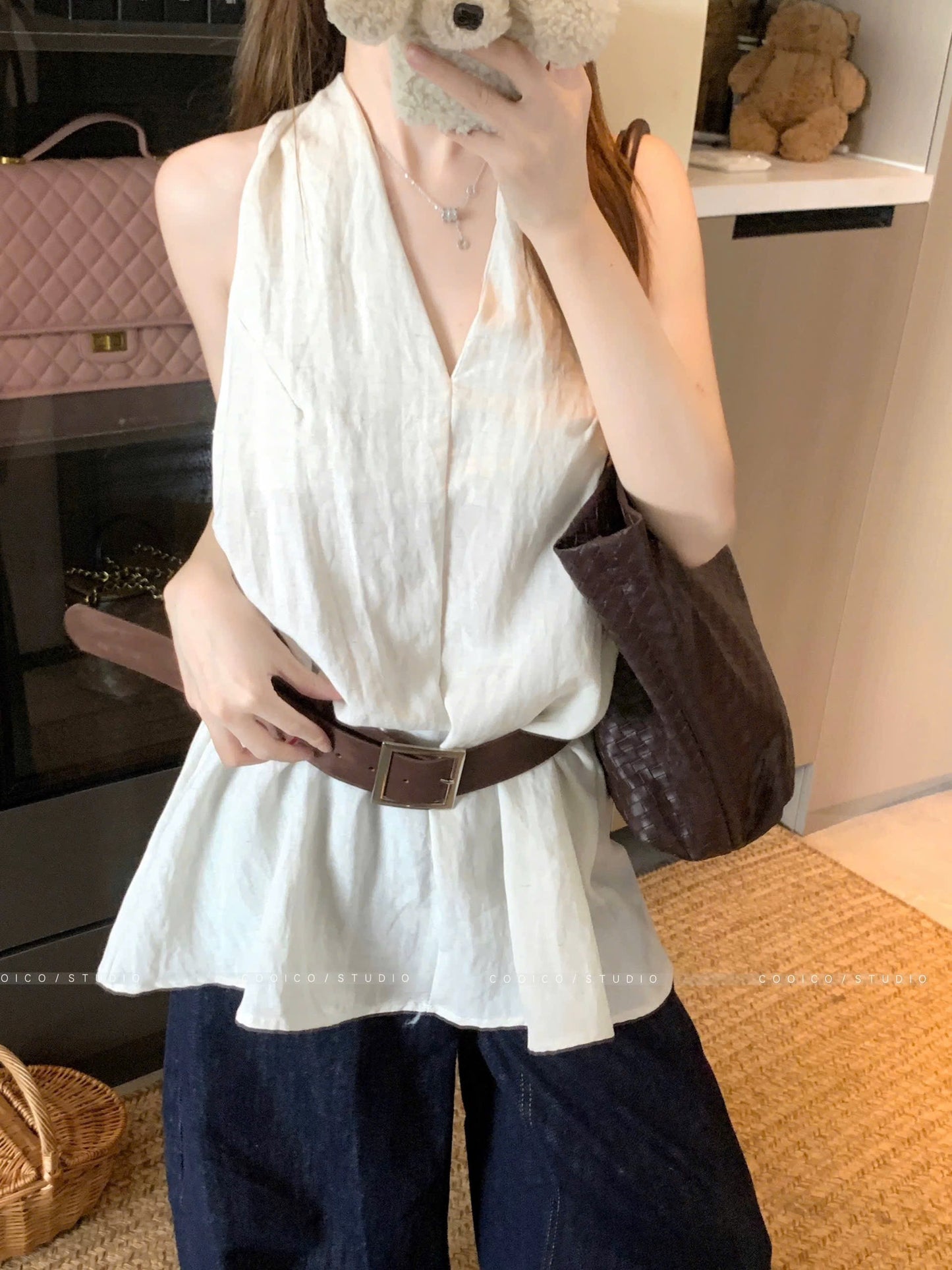 Áo yếm cổ V