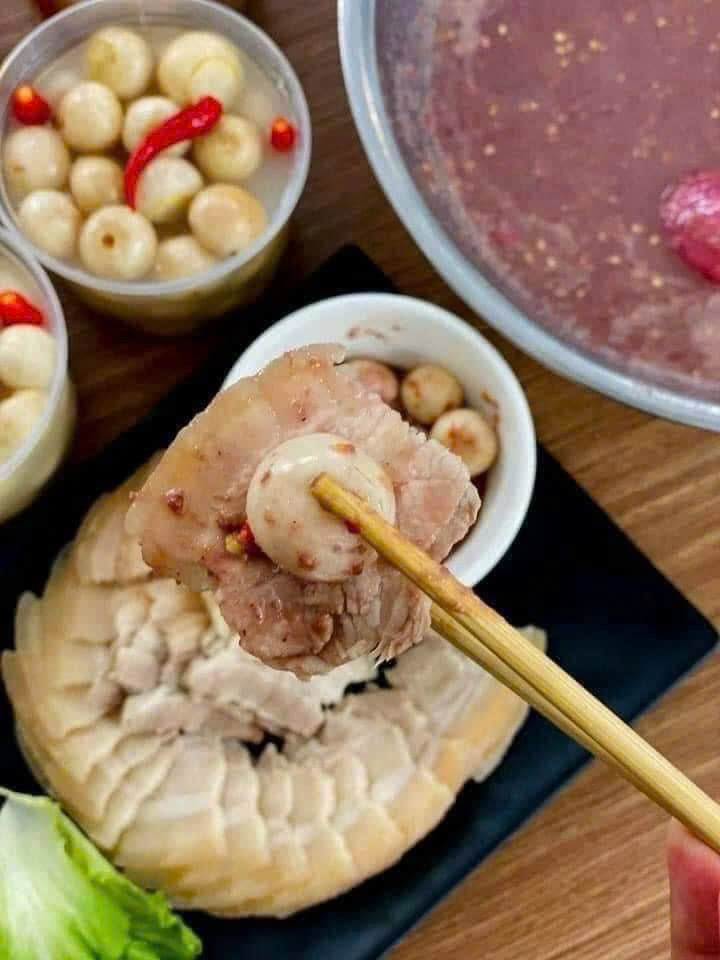 Cà pháo mắm tôm thơm giòn