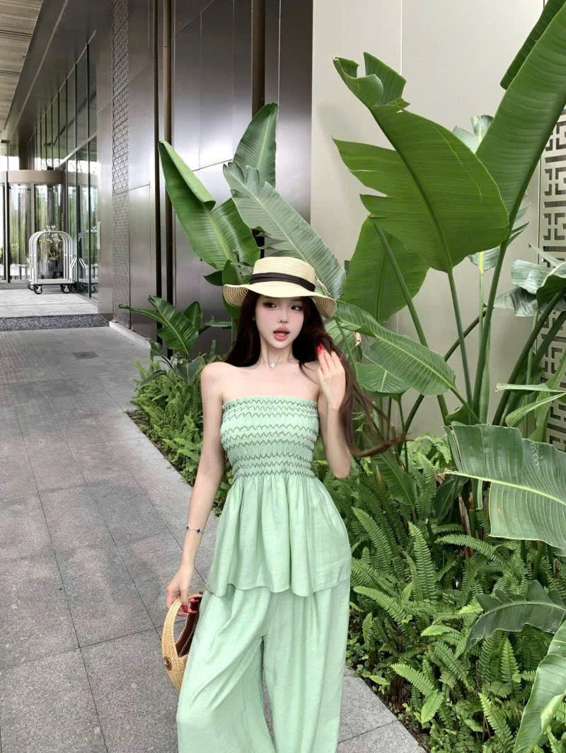 Set áo ống co giãn nhẹ xòe + quần ống rộng