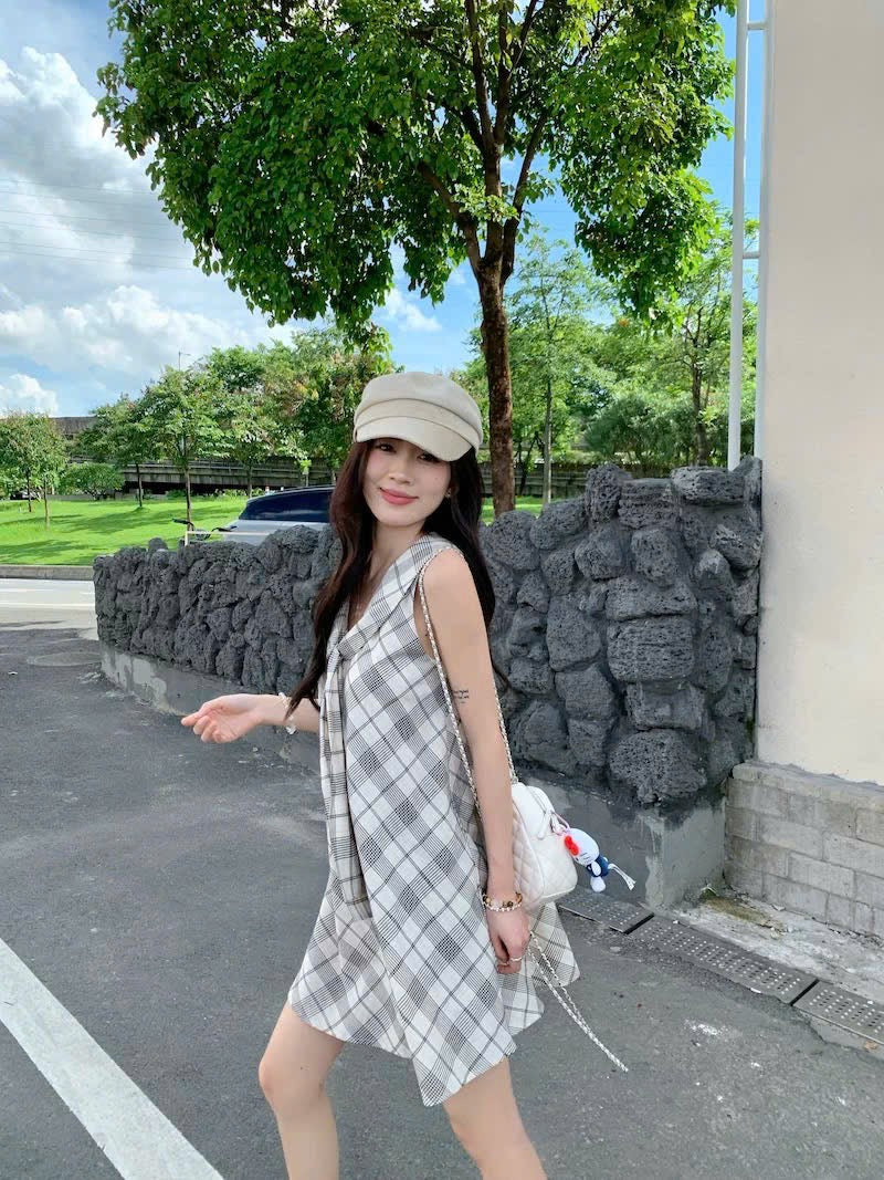 Váy caro cổ điển