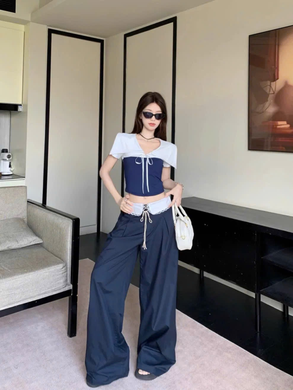 Set áo thun tay ngắn nơ ngực + quần ống rộng