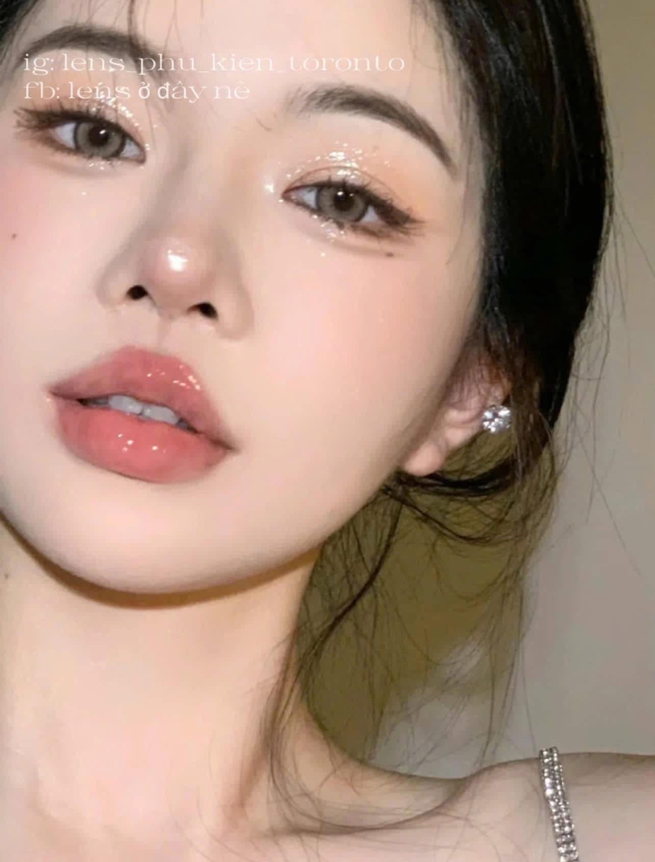 Contact Lens - Bee Green