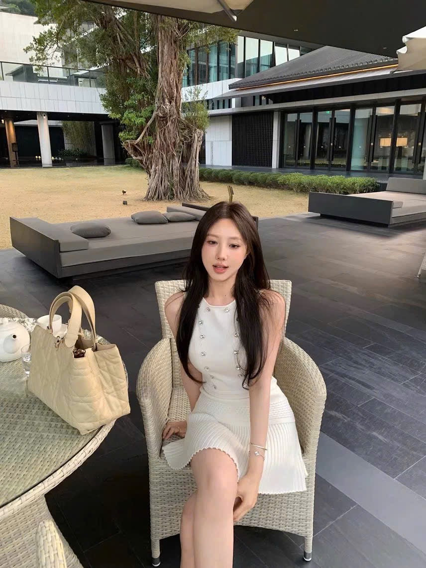 Váy tiểu thư