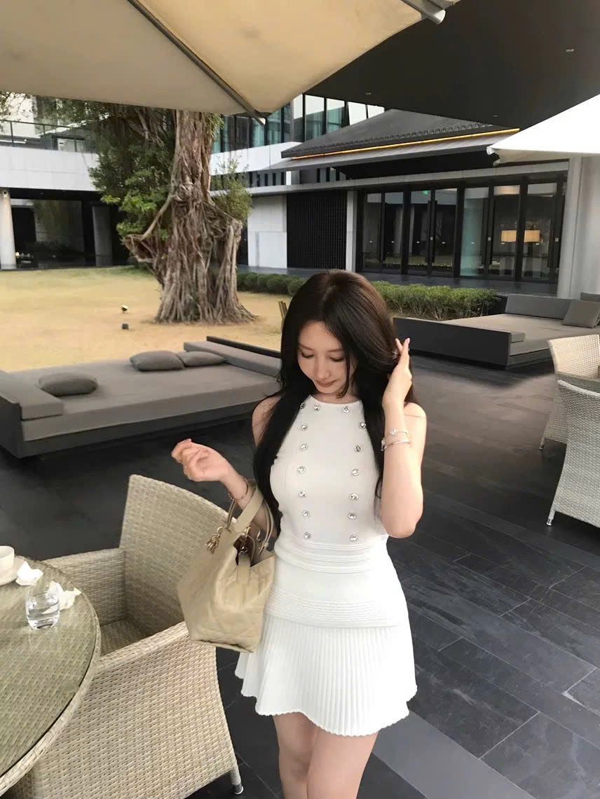 Váy tiểu thư