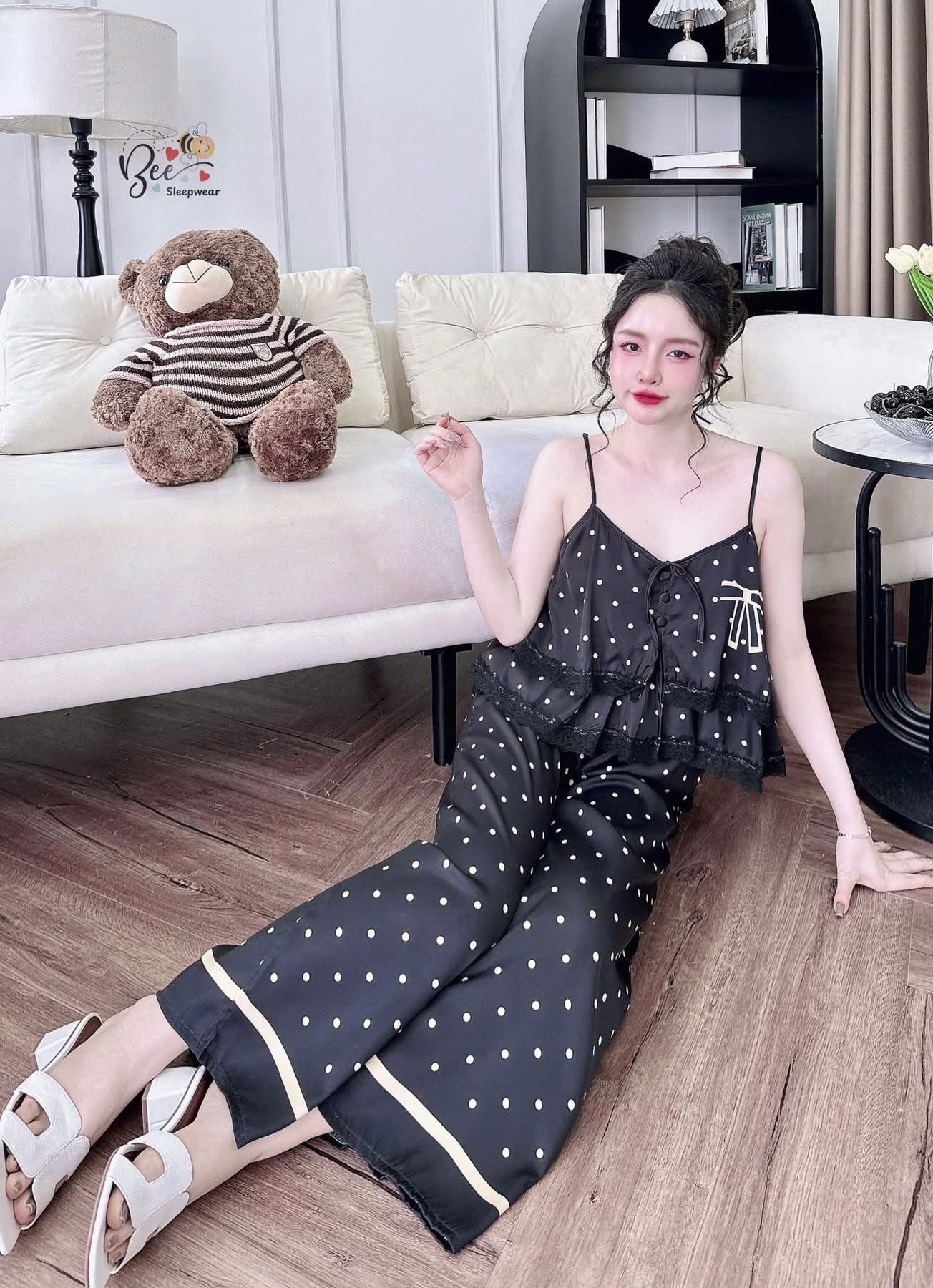 Bộ mặc nhà 2 dây quần dài lụa latin