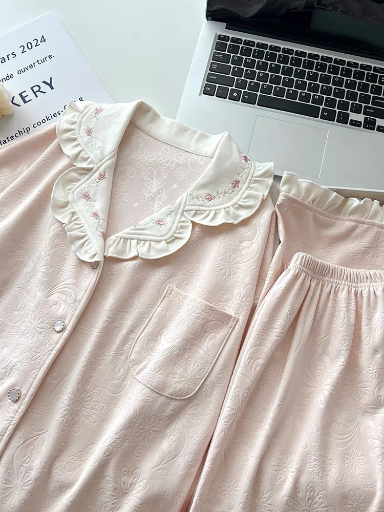 Pijama nhung dày dặn dập hoa nổi