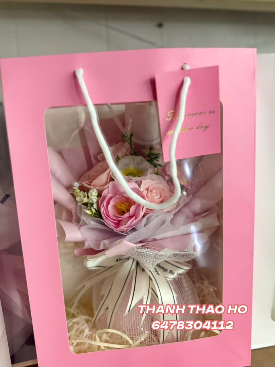 Hoa sáp handmade tặng sinh nhật, tốt nghiệp, lễ...