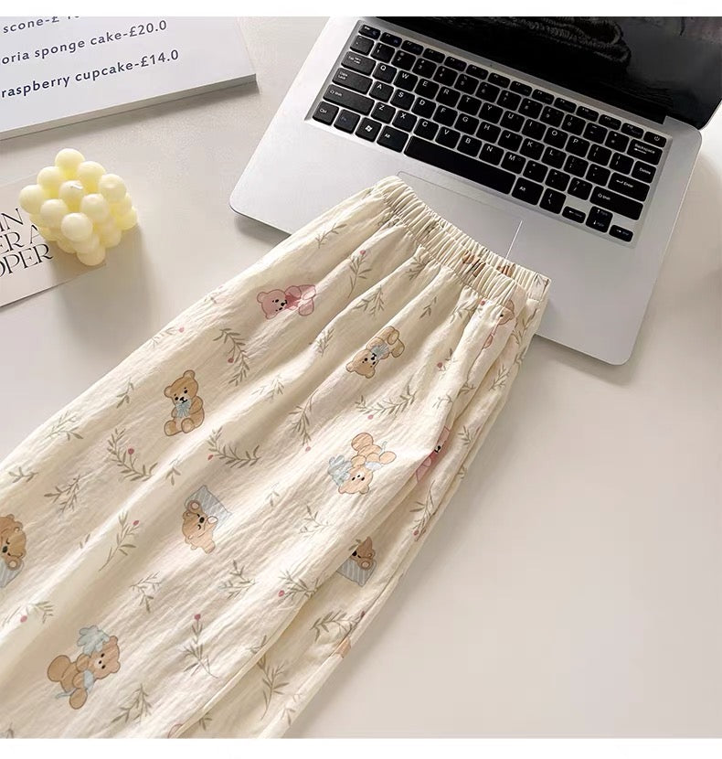Pijama dài gấu và lá có mút ngực