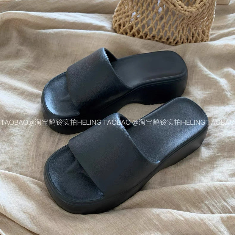 Dép quai ngang đế cao màu trơn