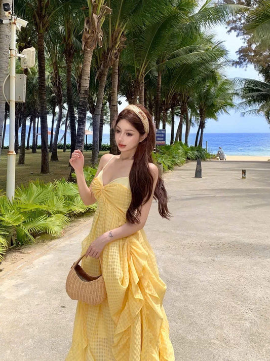 Đầm 2 dây caro vàng rực rỡ