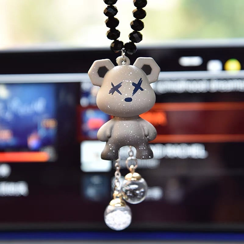 Gấu Bearbrick treo xe cực chất