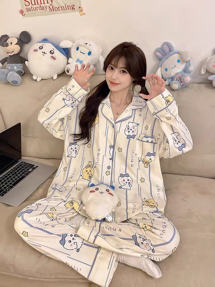 Pijama dài màu kem hoạt hình dễ thương
