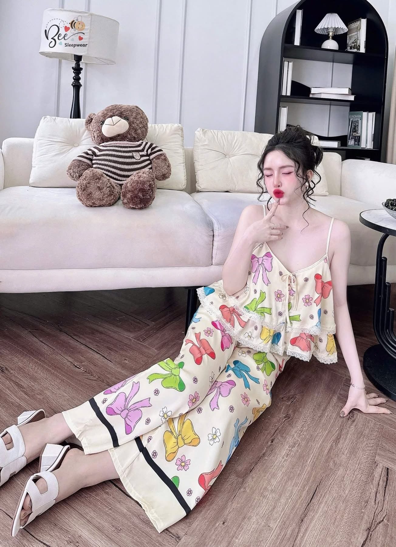 Bộ mặc nhà 2 dây quần dài lụa latin