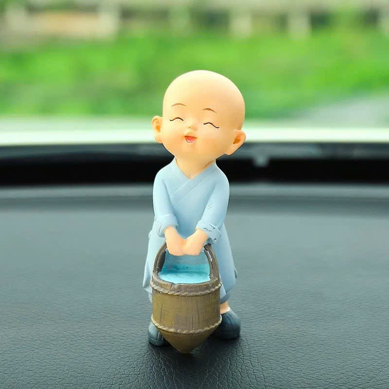 Dán xe chú tiểu chăm chỉ và vui vẻ