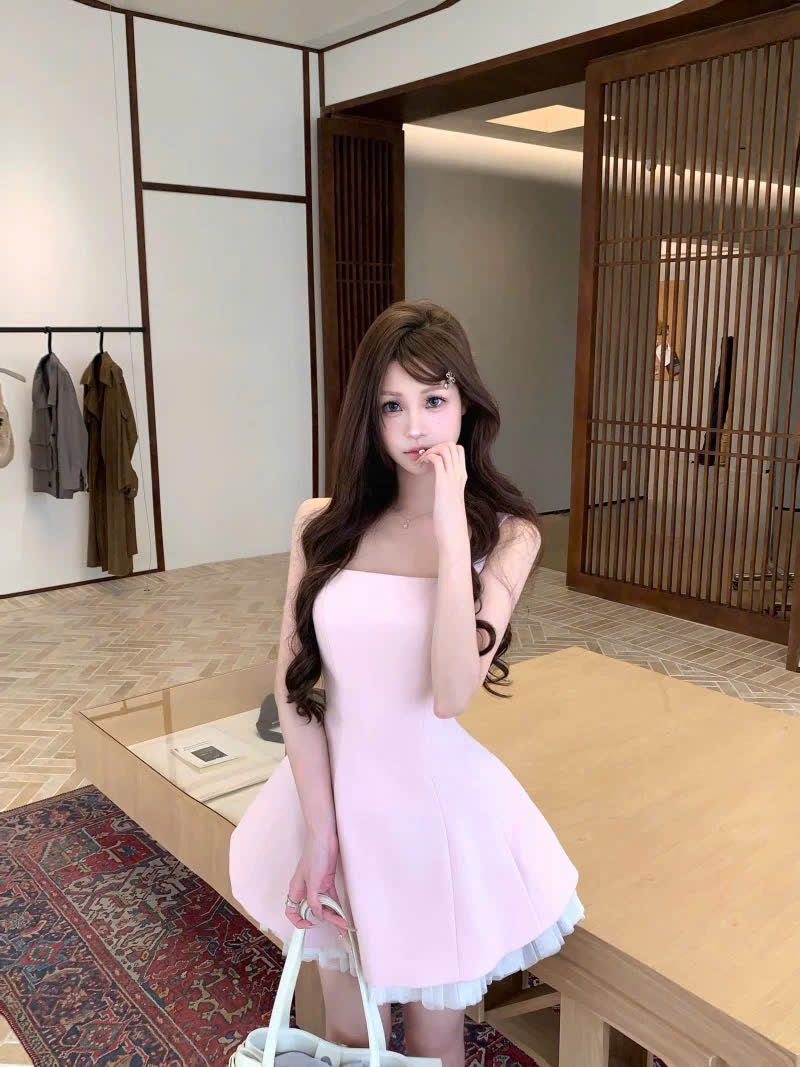 Đầm 2 dây trơn xoè