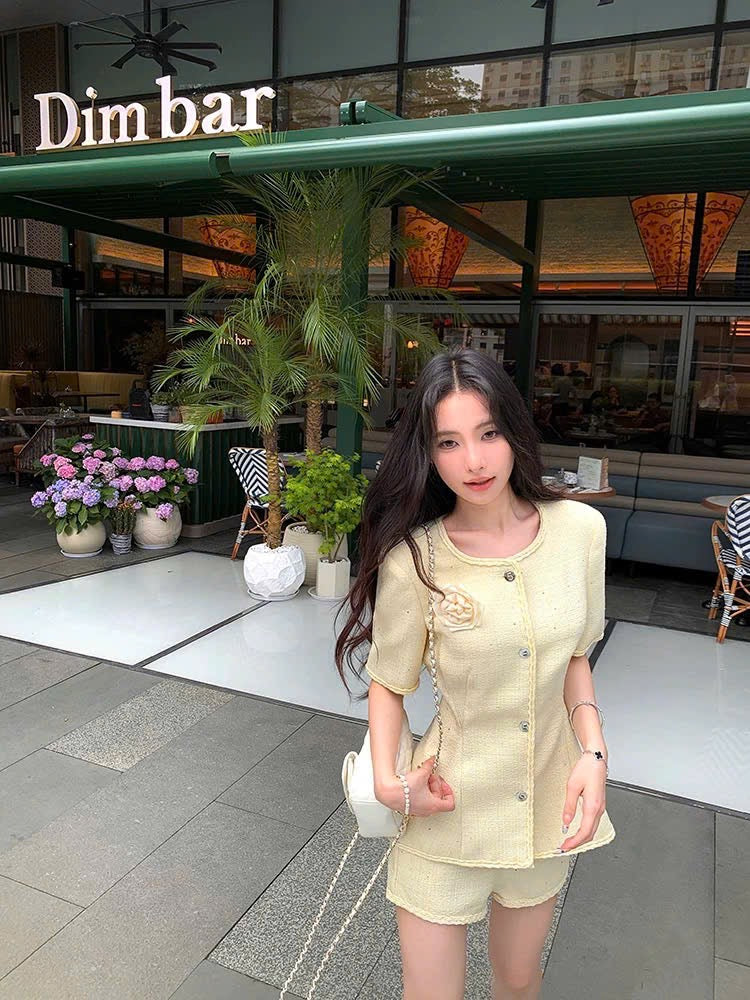 Set áo tay ngắn quần đùi dạ tweed