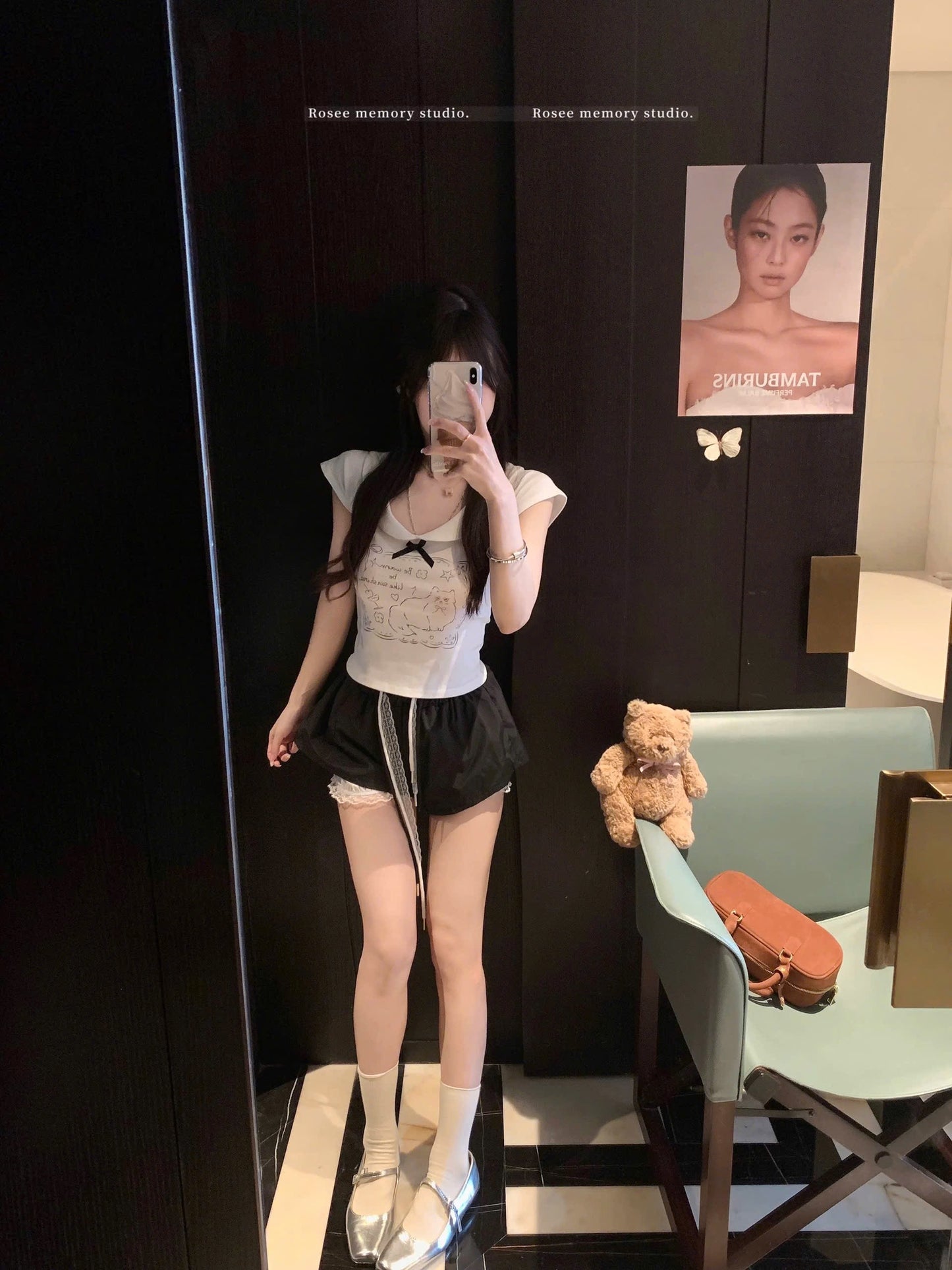 Set áo thun in mèo cute mix chân váy đen