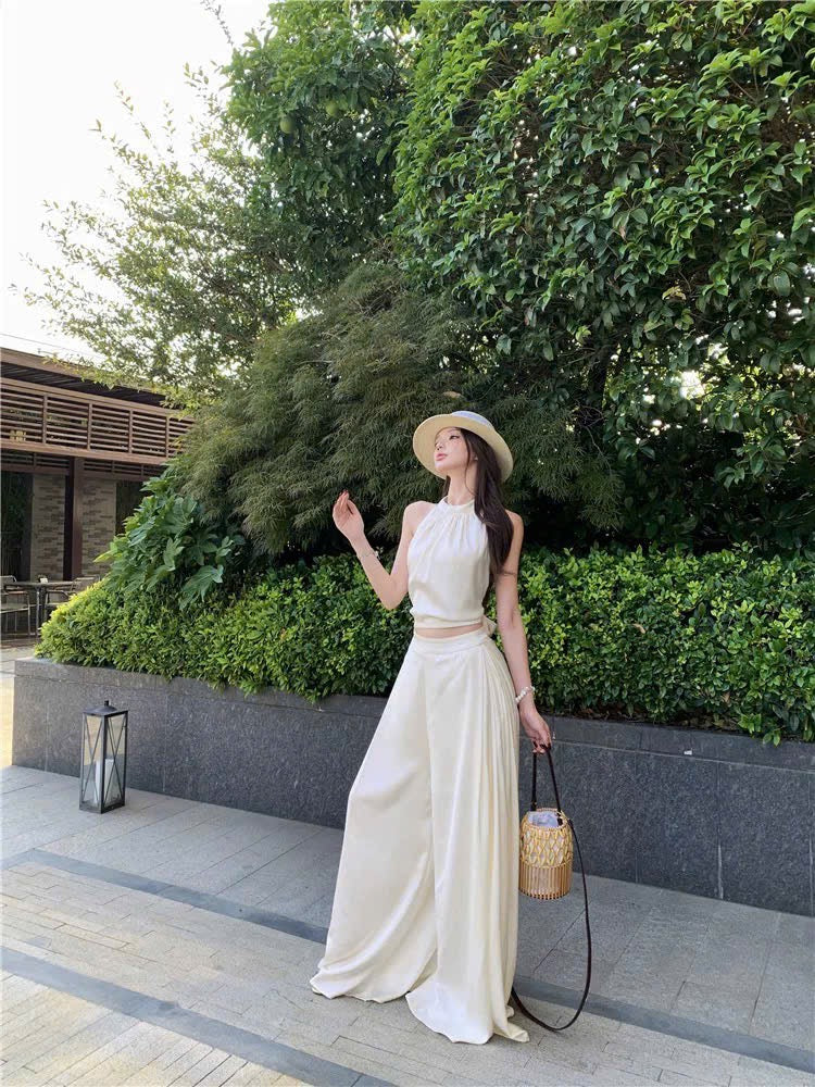 Set áo yếm hở lưng mix quần ống rộng