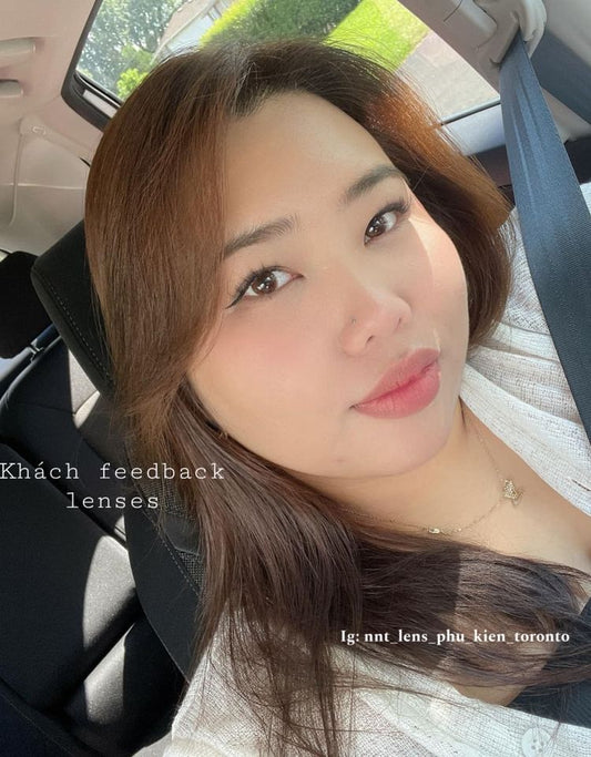Khách feedback lens