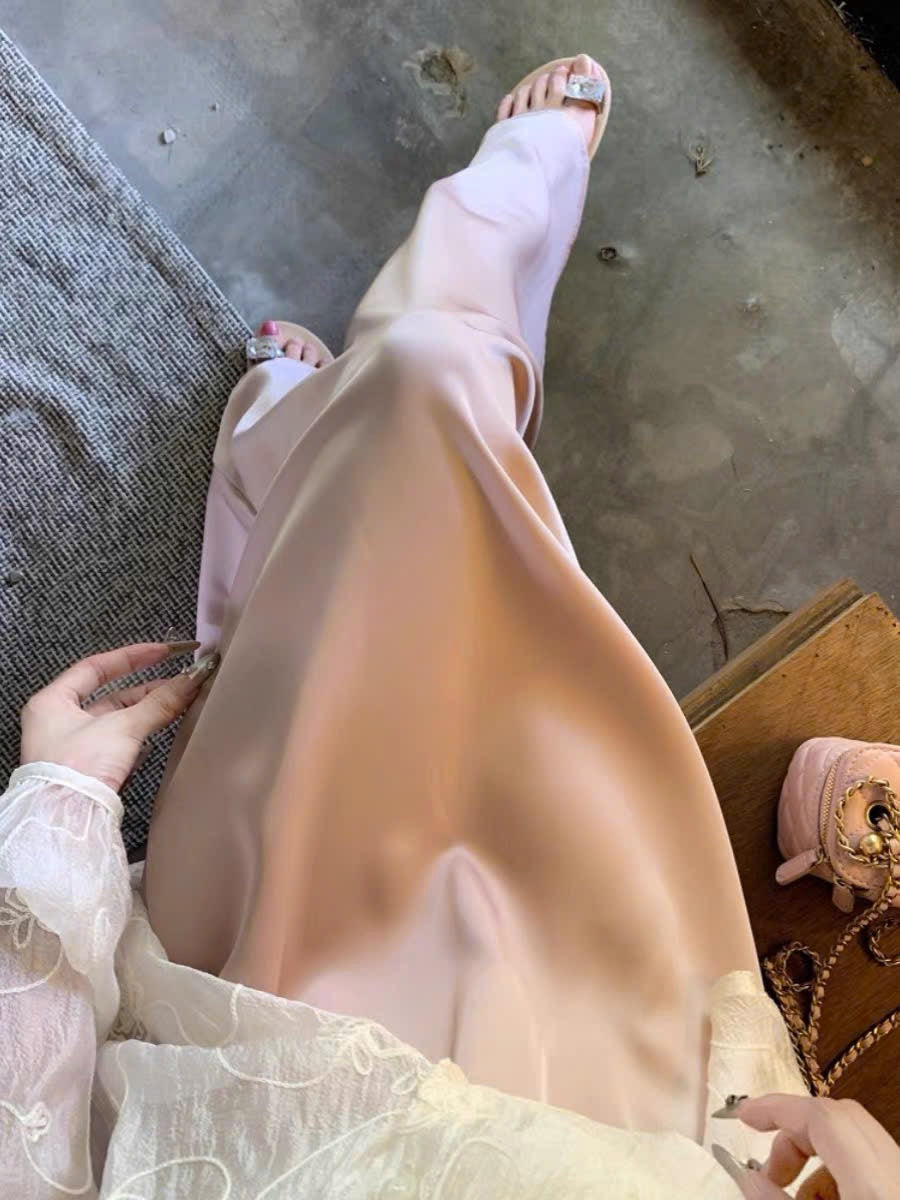 Chân váy lụa satin