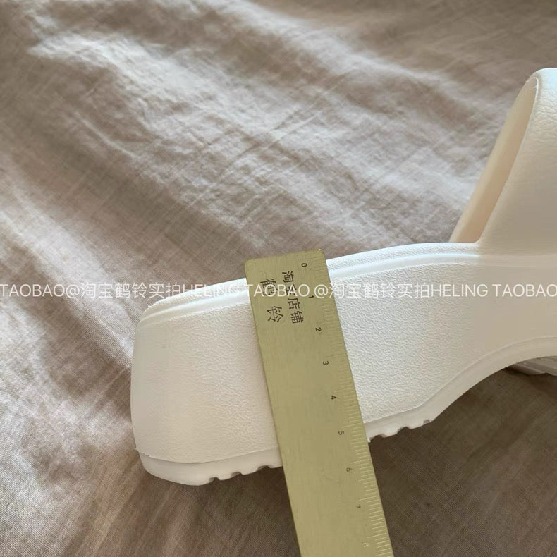 Dép quai ngang đế cao màu trơn