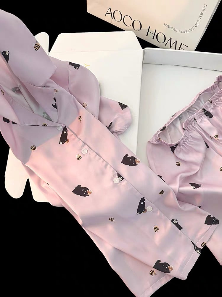 Pijama ngắn màu tím hồng hình gấu đen và ong