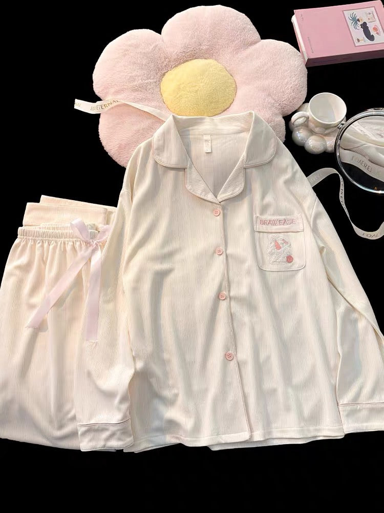 Pijama dài cotton màu kem hình thỏ