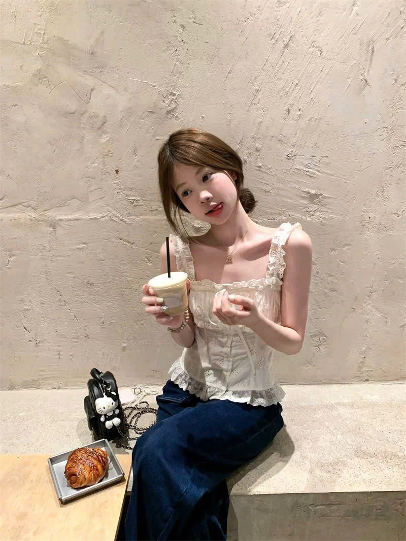 Áo 2 dây ren ngọt ngào