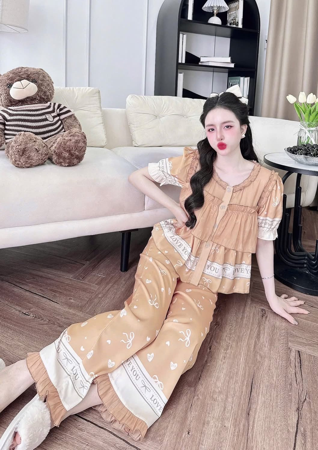 Bộ tay ngắn quần dài tiểu thư phối voán