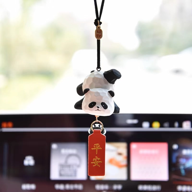 Gấu trúc treo xe nhiều tư thế