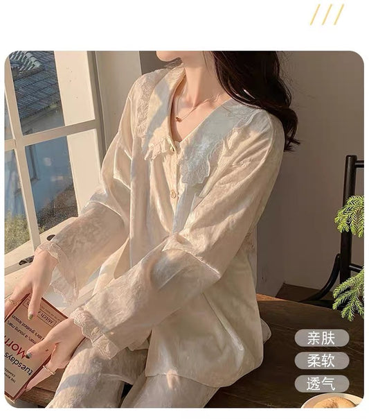 Pijama dài trắng viền bèo điệu đà