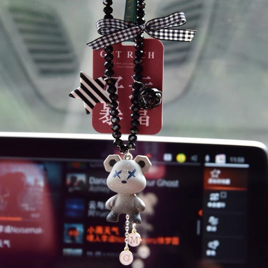 Gấu Bearbrick treo xe cực chất