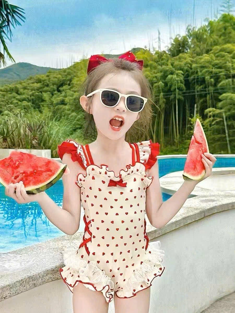 Bikini 1 mảnh cho công chúa nhỏ
