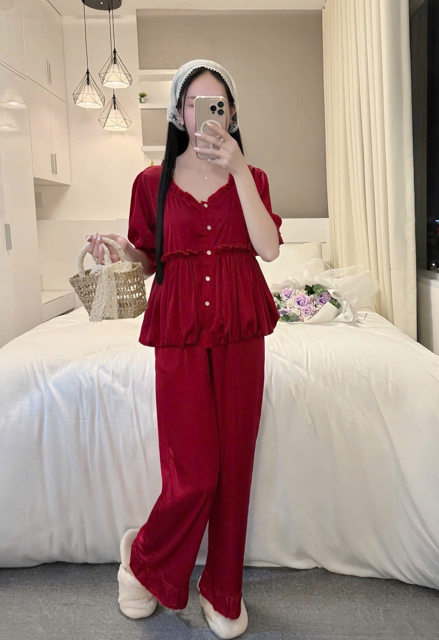 Bộ ngủ tiểu thư áo bí lụa tơ tằm