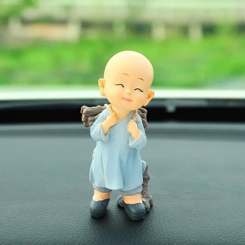 Dán xe chú tiểu chăm chỉ và vui vẻ