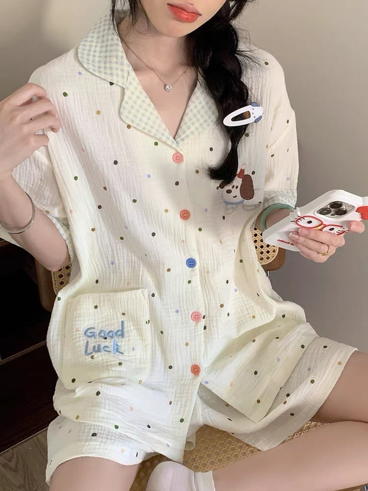Pijama ngắn chấm bi hình cún Good Luck