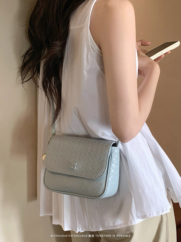 Túi đeo chéo trơn nắp gập Chio’2nd