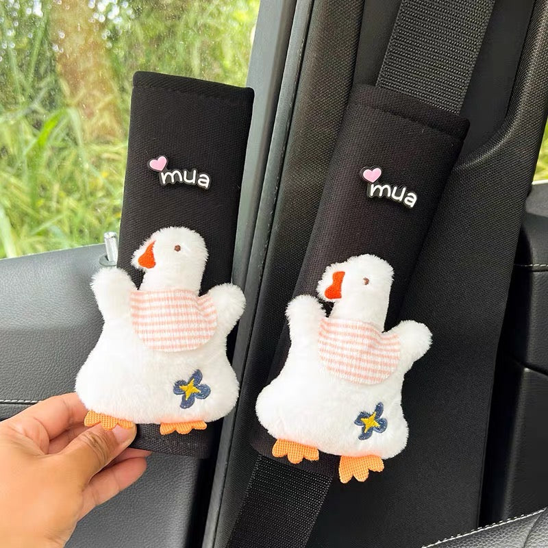Bọc seat belt đen kèm thú dễ thương