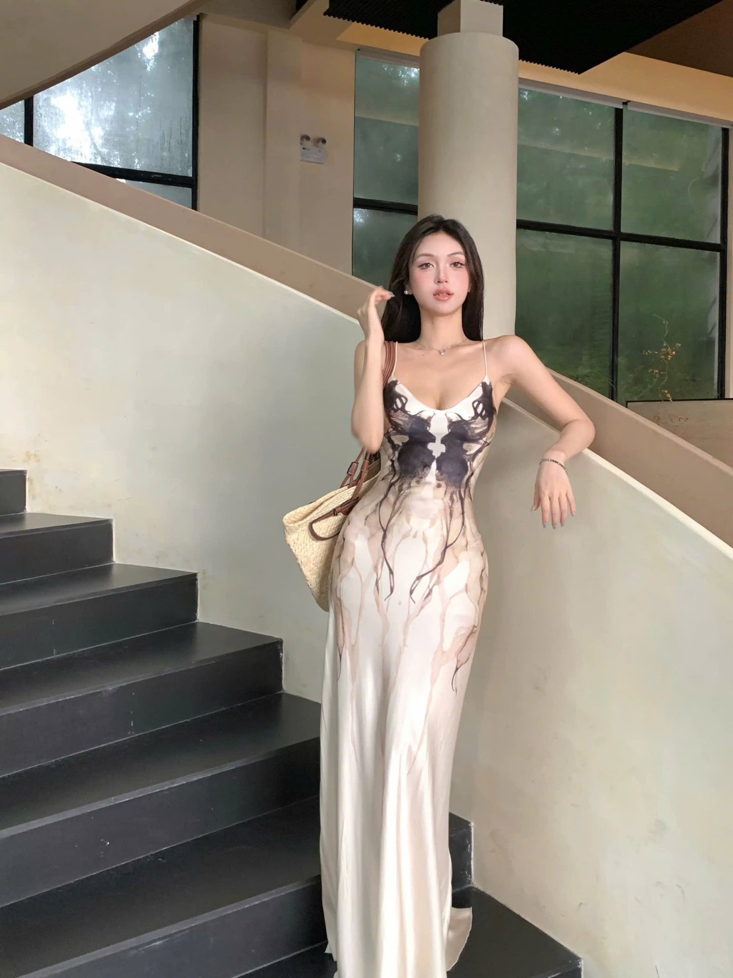 Đầm dài 2 dây họa tiết sang chảnh