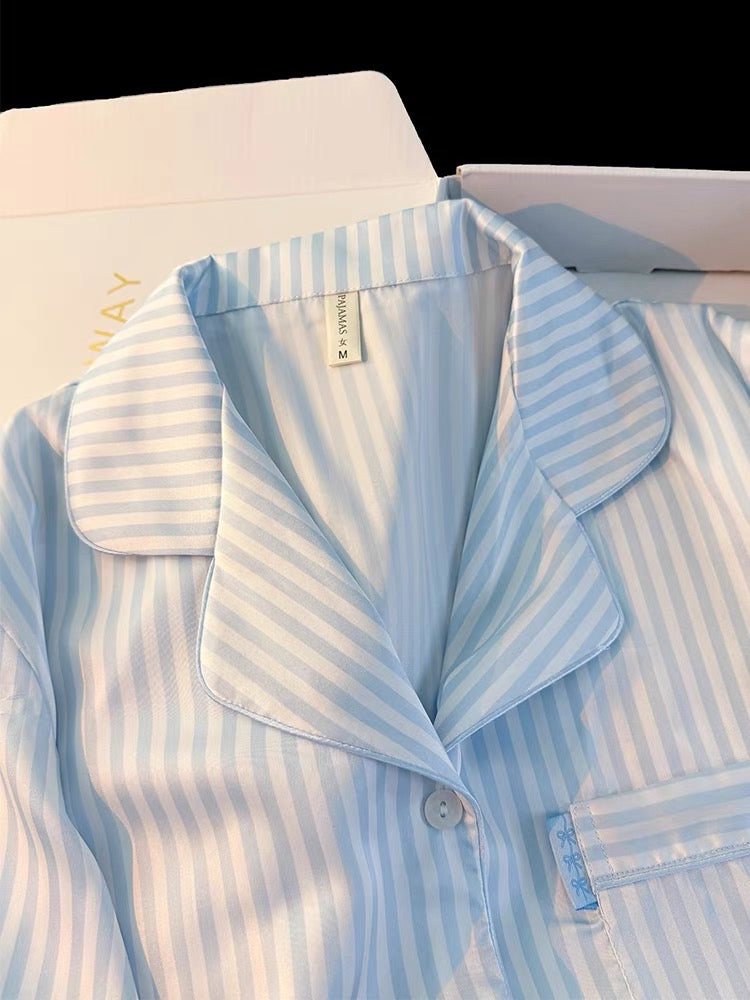 Pijama lụa kẻ sọc xanh dương tươi mát