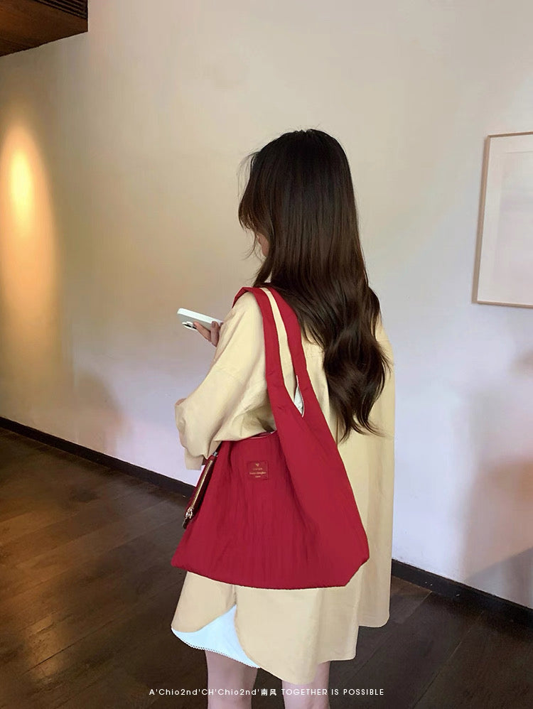 Túi tote đỏ Chio’2nd rộng rãi