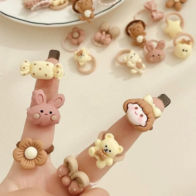 Kẹp tóc bé xíu cho bé bé xíu